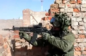 Uncovering the Surprising Origins of the 140mm Mortar Used in Modern Conflict - image 1