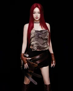 Vietnamese DJ Doll Shows Off Fiery New Hair Color Trend - image 6