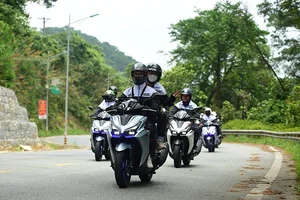 2025 Yamaha NVX Review: Is This the Ultimate Scooter for Long-Distance Touring? - image 3