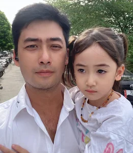 Inspiring Family Life of Vietnam's Handsome Criminal Police Captain - image 8