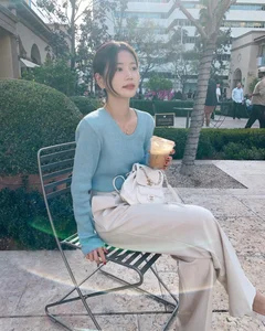 How to Style the Flattering White and Blue Color Combination - image 7