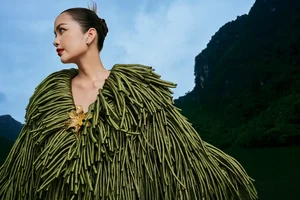 Miss Universe Vietnam Icons Reunite for Designer Lê Thanh Hòa’s Latest High-Fashion Collection - image 8