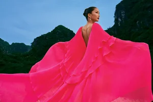 Miss Universe Vietnam Icons Reunite for Designer Lê Thanh Hòa’s Latest High-Fashion Collection - image 3