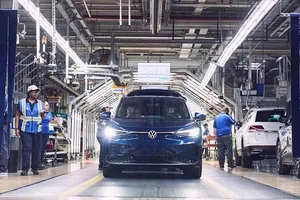 Volkswagen Issues Global Recall for 100,000 EVs Due to Battery Safety - image 2