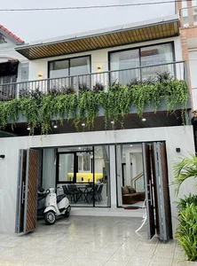 Miss Vietnam Tieu Vy Renovates Dream House for Her Parents - image 0