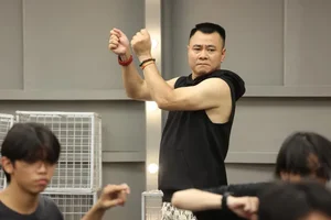 V-Biz Updates: NS Tu Long Behind the Scenes and Anh Duc’s New Wedding Date - image 4