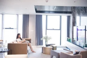 The Brilliant PhD Actress Owning a $900k West Lake Penthouse - image 3