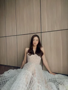 The Brilliant PhD Actress Owning a $900k West Lake Penthouse - image 5