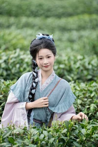 YiTuYu Art Language Vol. 6714: Creative Photography Showcase Featuring Model Cheng Zi Shu - image 23