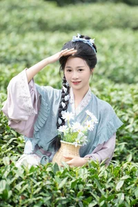 YiTuYu Art Language Vol. 6714: Creative Photography Showcase Featuring Model Cheng Zi Shu - image 28