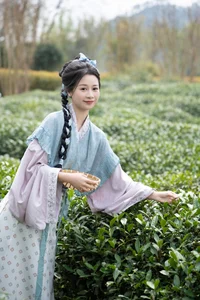 YiTuYu Art Language Vol. 6714: Creative Photography Showcase Featuring Model Cheng Zi Shu - image 31
