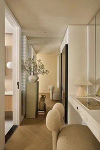 Inside the Stunning New Modern Home of Famous Vietnamese TV Hosts - image 1