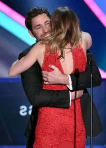 Hollywood’s Golden Couple: 16 Years of Romance and Cinematic Success - image 6