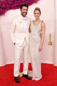 Hollywood’s Golden Couple: 16 Years of Romance and Cinematic Success - image 5