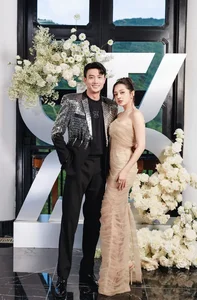 Midu and Husband Join Star-Studded Guest List at Chung Thanh Phong’s Show - image 10