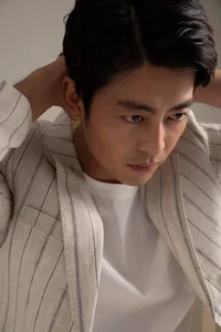 Actor Quoc Huy: The Rising Star of Vietnamese Cinema - image 5