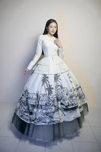 Miss Kieu Duy Transforms into an Ethereal Muse for Designer Nguyen Minh Cong - image 6