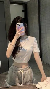 332+ Photos of Slim-Waisted, Stylish Women with Modern Flair - image 2