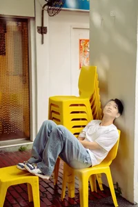 Vietnamese Singer Hoang Dung Debuts First Music Video Filmed Abroad - image 3