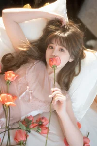 YiTuYu Art Language Vol.6345 Featuring Pao Fu Xiao Fang: A Visual Masterpiece - image 25