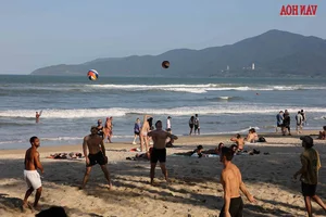 Why Da Nang Beach Continues to Captivate International Travelers - image 2