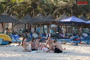 Why Da Nang Beach Continues to Captivate International Travelers - image 4