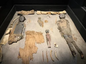 Mysterious Well-Preserved Mummies Discovered in the Peruvian Desert - image 2