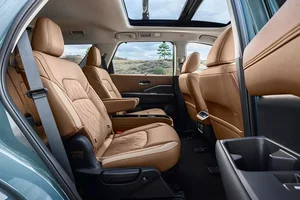 2026 Nissan Pathfinder: Tech Upgrades and New Features to Rival Hyundai Palisade - image 8