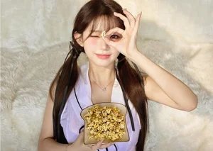 Viral TikTok Cheerleader Sparks Dating Rumors After New Photos Surface - image 8