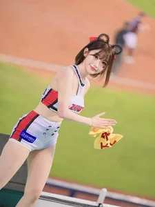 Viral TikTok Cheerleader Sparks Dating Rumors After New Photos Surface - image 0