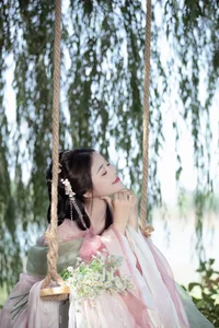 Elegant Visual Narratives: Qiu Qiu in Art Language Vol.6473 - image 26