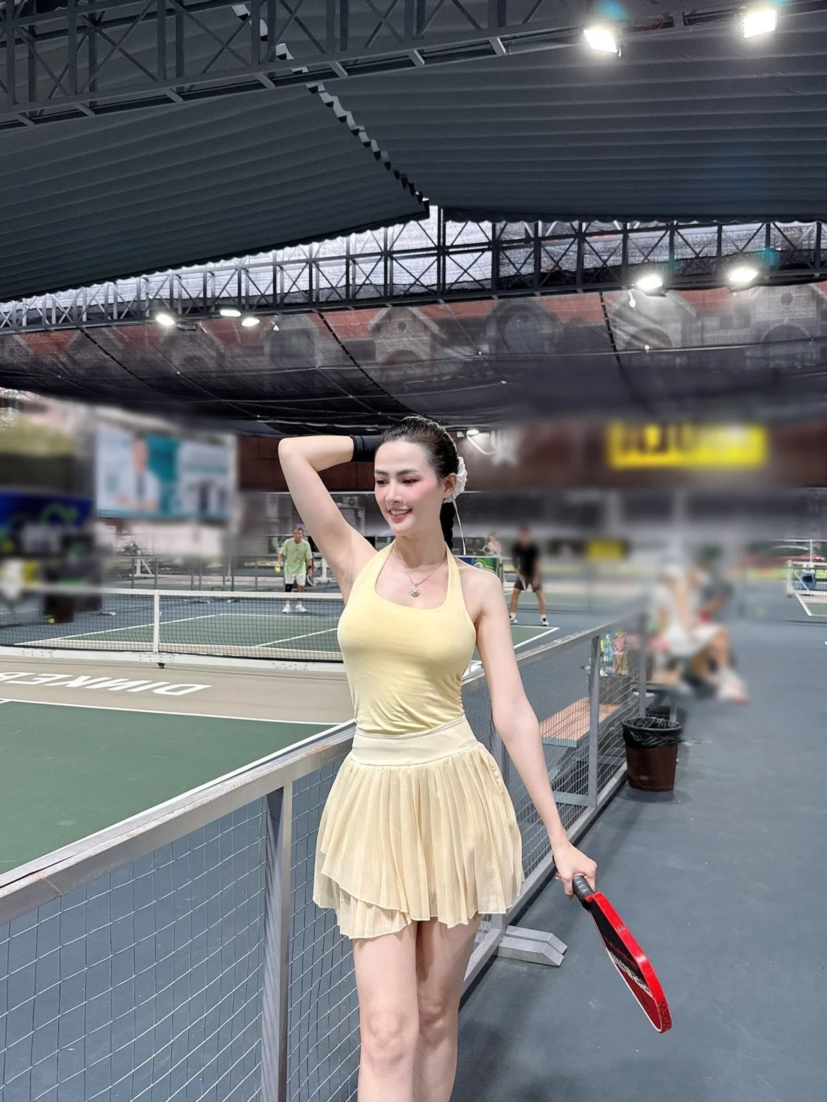 Miss World Ambassador Phan Thi Mo Shares Personal Life and Family Marriage Pressures
