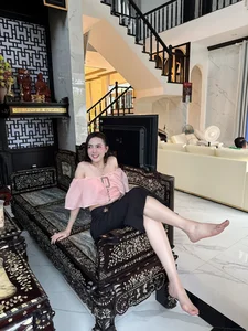 Miss World Ambassador Phan Thi Mo Shares Personal Life and Family Marriage Pressures - image 6
