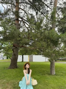 Quyen Linh's Daughter Cinderella Shines as a Muse in Switzerland - image 4