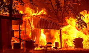 California’s Park Fire: A Hellish Landscape of Destruction and Bravery - image 1