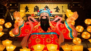 Stunning Chinese God of Wealth Wallpapers for Prosperity and Good Fortune - image 29