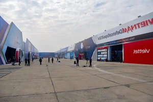 Innovative Vietnam-Made Training Aircraft Take Center Stage at the 2024 International Defense Exhibition Highlighting Domestic Aerospace Advancements - image 2
