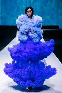 Ninh Duong Lan Ngoc and Xuan Tien Bring the APT Trend to the Fashion Runway - image 1
