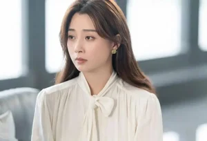 Top 10 Most Talented Actresses Dominating the Small Screen in 2024 - image 8