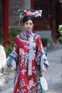 YiTuYu Art Language Vol.4991 Featuring Pei Tong Xue: Artistic Portrait Excellence - image 31