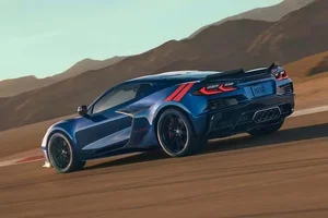 Chevrolet Corvette Grand Sport Unleashes V8 Power at an Attractive Price - image 8