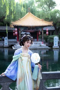 YiTuYu Art Language Vol.9500: Ting Ting Bu Shi Ting Ting Portrait Gallery - image 3