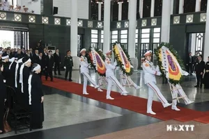 Chinese Communist Party Delegation Pays Respects to Late General Secretary Nguyen Phu Trong - image 4