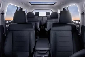 Analyzing the Vietnam-Made 2026 Hyundai SantaFe Hybrid Launching in Thailand Market - image 3