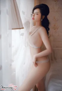 Summer Style: The Evolution of Sheer and Micro Bikini Fashion - image 7