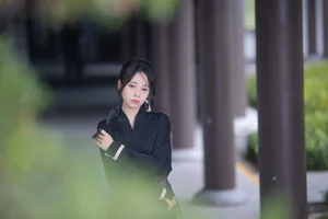 Captivating Beauty in YiTuYu Art Language Vol.6167 Featuring Shuang Er - image 15