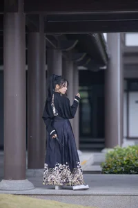 Captivating Beauty in YiTuYu Art Language Vol.6167 Featuring Shuang Er - image 5