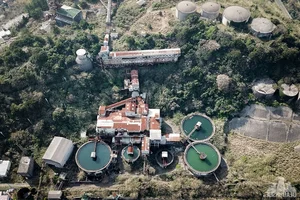 Exploring Japan's Eerie Abandoned Island: A Ghostly Beauty - image 12