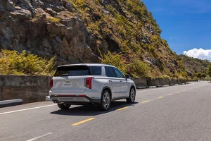 Hyundai Thanh Cong Announces Massive Discounts on SantaFe and Palisade - image 0