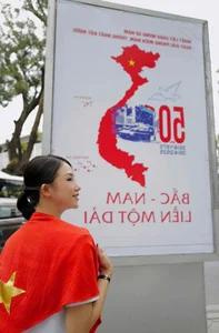 Vietnamese Celebrities Share Heartwarming Photos to Celebrate the 50th Southern Liberation Day - image 17